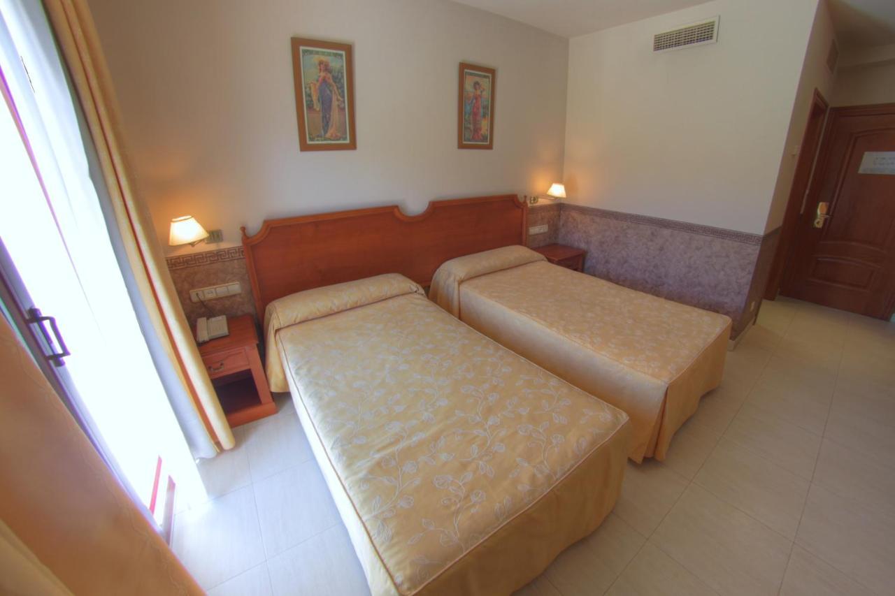 Hotel Avenida Beas de Segura Room photo